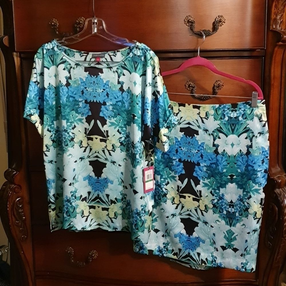 Ladies Vince Camuto Desert Horizons Blue Tropical 2 Pc Skirt Set s 12